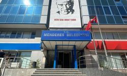 Menderes Belediyesi'ne Rüşvet Operasyonu: Belediye Başkanı Dahil 13 Gözaltı