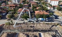 Kırıkkale'de yeni kapalı semt pazarının temeli atıldı
