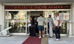 KPSS’de ilk oturum başladı: 1 milyon 708 bin aday ter döküyor