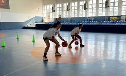 Lübnanlı basketbolcular Türk antrenörle çalışıyor