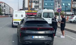 Anahtarı üzerinde unutulan otomobili çalan 4 çocuk yakalandı