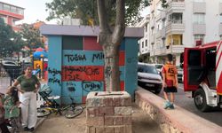 Avcılar'da parktaki trafonun üzerinde mahsur kaldı