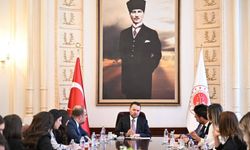 Bakan Gürlek'ten 'Terörsüz Türkiye' Mesajı: Silahlar Bırakılmadan Yasa Yürürlüğe Girmeyecek
