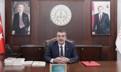 Bakan Tekin’den yeni eğitim yılı mesajı: “Asıl maharet teknolojiye istikamet verebilmek”