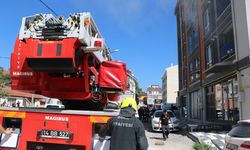 Çamaşır makinesi yandı, gözyaşlarına hakim olamadı!