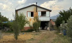 Eşi, kayınvalidesi ve kayınpederini öldürdü!