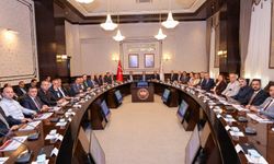 Hayati Yazıcı Hatay’da yeniden yapılanma çalışmalarını görüştü