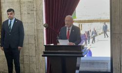 Kılıçdaroğlu, Anıtkabir'i ziyaret etti