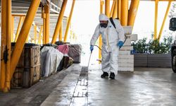 Çankaya'nın Pazarlarında Hijyen Mesaisi: Ekipler Tek Tek Dezenfekte Ediyor