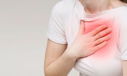 Sürekli boğazınızı mı temizliyorsunuz? Nedeni reflü olabilir