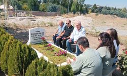 Dr. Mücahit Pehlivan vefatının 6. yılında mezarı başında anıldı