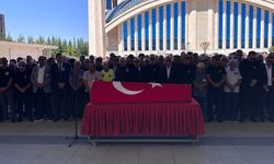 Oyuncu Serhat Kılıç, başkentte son yolculuğuna uğurlandı