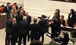 Erdoğan, TBMM'den Güllerle Uğurlandı!