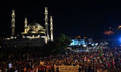 Ankara'da binlerce kişi Filistin için yürüdü