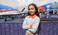 Bayraktar TB2’ye Dokundu, Hayali Değişti! 11 Yaşındaki Nehir’in TEKNOFEST Heyecanı