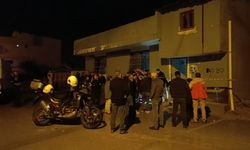 Adana'da korku dolu gece! Evin kapısına patlayıcı atıldı