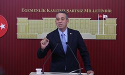 Ali Mahir Başarır’dan Cemil Tugay’a: “İzmir sokaklarında gezebilecek misin?”