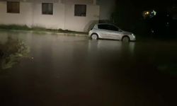 Çanakkale Biga'da sağanak hayatı olumsuz etkiledi!