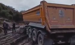 Çatalca'da Alternatif Yol Çamur Deryasına Döndü: Hafriyat Kamyonları Yolda Kaldı!