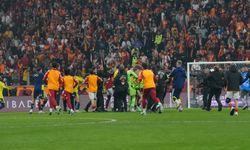 Galatasaray-Fenerbahçe derbisinin ardından saha karıştı!