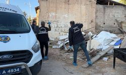 Kendisini terk eden kadın ile annesini bıçakla yaraladı