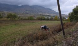 Malatya’da otomobil şarampole devrildi!