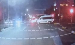 Servis minibüslerinin karıştığı kaza kamerada