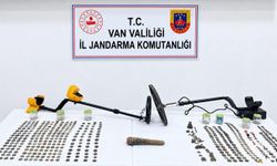 Van’da tarihi eser operasyonu: 529 Roma sikkesi ele geçirildi