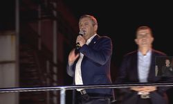 YENİ Parti Lideri Özgür Özel Zeytinburnu'nda Miting Düzenledi