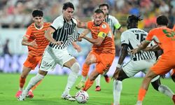 Alanyaspor, 12 Bingölspor'u 4-1 mağlup ederek tur atladı
