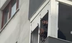 Kadıköy’de 8 katlı binada yangın; Mahsur kalanlar var!