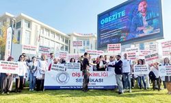 81 ilden diş hekimleri Sağlık Bakanlığı önünde eylem yaptı