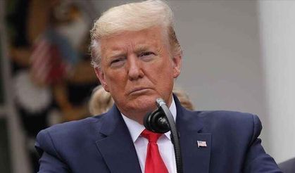 Trump, uçak kazasından dolayı eski yönetimleri suçladı