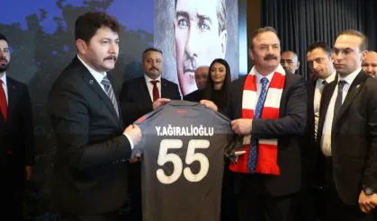 "Parti değil memleket vadediyoruz"