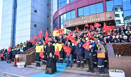 Altındağ işçisi Başkan Veysel Tiryaki'nin yanında olduğunu açıkladı!