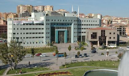 Keçiören Belediyesi'nden konferans iptali hakkında açıklama; "Salon yağmurdan zarar gördü"