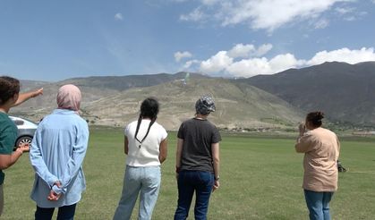 Engelli çocuklara, yamaç paraşütü eğitimi verildi!