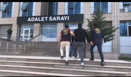 Van'da hırsızlık suçundan aranan 8 kişi yakalandı