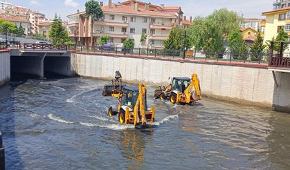 ASKİ’den dere yataklarında temizlik mesaisi