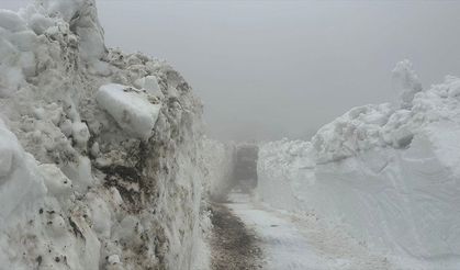 Eğrisu Yaylası'nda Karla Mücadele Sürüyor