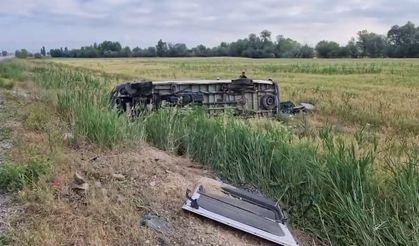 Düğün dönüşü korkutan kaza