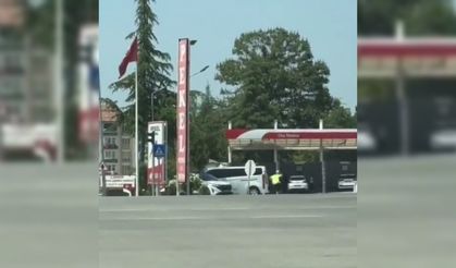 Polis kargaların saldırısına uğradı!