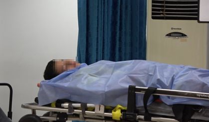 Minibüs ile duvar arasında sıkışan çırak yaralandı