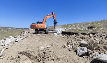 Pursaklar’da Yol Çalışmaları Hız Kesmiyor