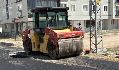 Sincan’da Ulaşım Konforu Artıyor: Yenikent’te Asfalt Seferberliği