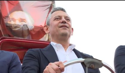 Özgür Özel dümene geçti