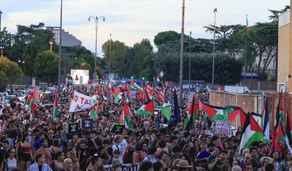 İtalya’da Binlerce Kişi Gazze İçin Yürüdü, Milano’da Polis Müdahalesi Oldu