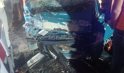 Afşin’de TIR ile Otomobil Çarpıştı: 3 Ölü