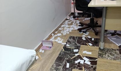 Aile hekimini darp etti