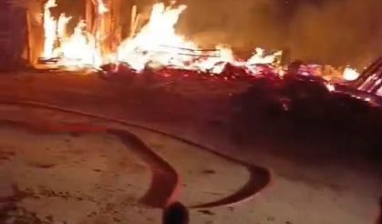 Amasya'da bağ evi yandı